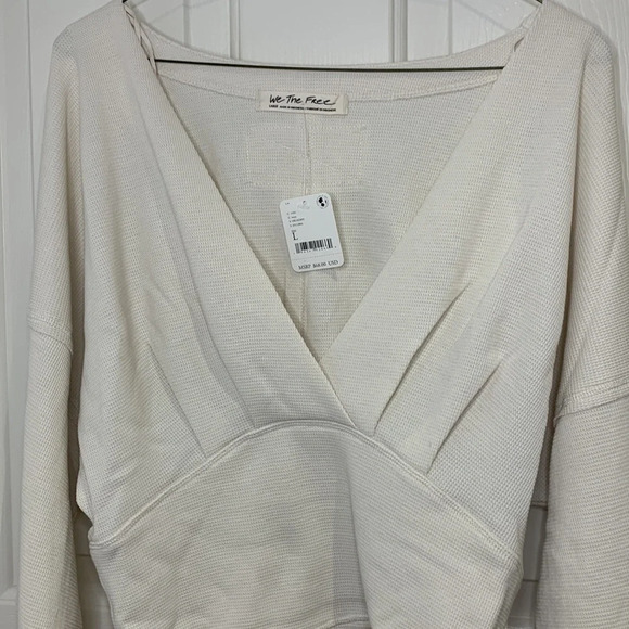 NWT We The Free Free People V-neck Sweater Ivory Large pullover - Picture 9 of 9